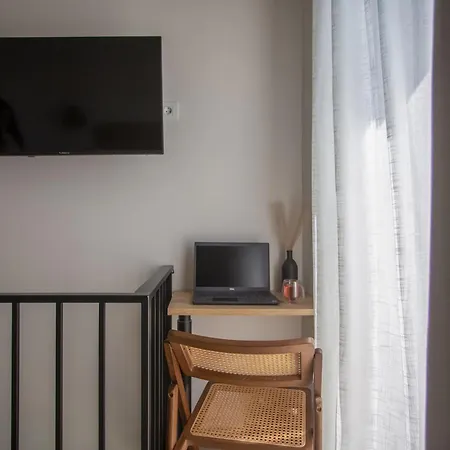 Only Yours , Mykonos Strand Paraga